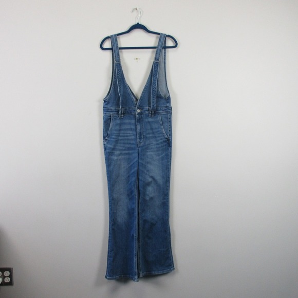 American Eagle Flare Overall Super Stretch Denim 12 Short Blue Casual Boot 746 - Picture 1 of 13